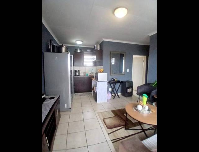 2 BEDROOM APARTMENT FOR SALE IN FLEURHOF
